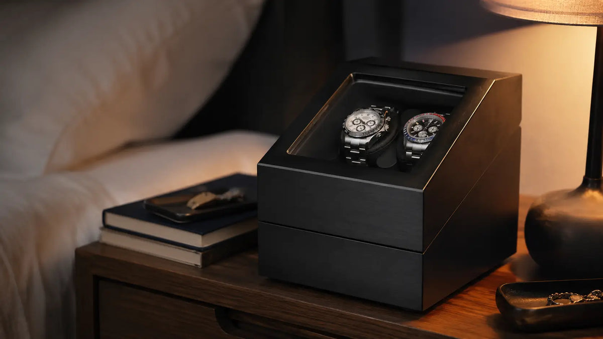 Double Watch Winder on the side of the bed, silent motor, winding the watches