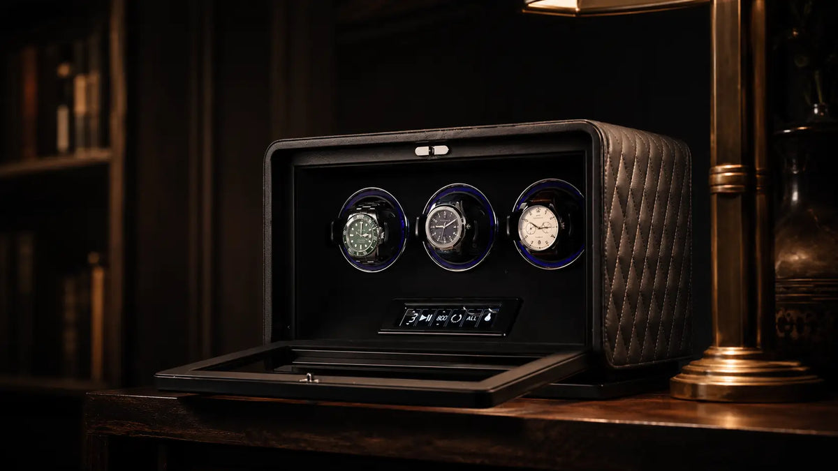 3 slots watch winder of Brummell Winder, in the office of a gentleman